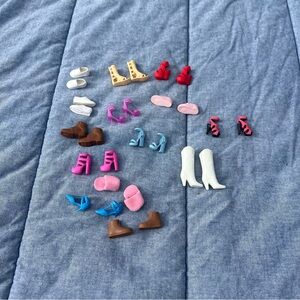 Barbie Shoe Lot 14 Assorted Pairs of Barbie Shoes